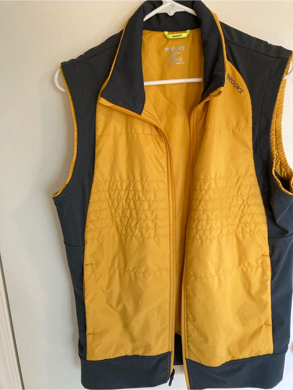 Brooks RunHappy Mustard Yellow and Gray Puffer Vest